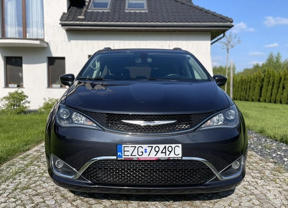 Chrysler Pacifica cena 129000 przebieg: 95000, rok produkcji 2020 z Czaplinek małe 596